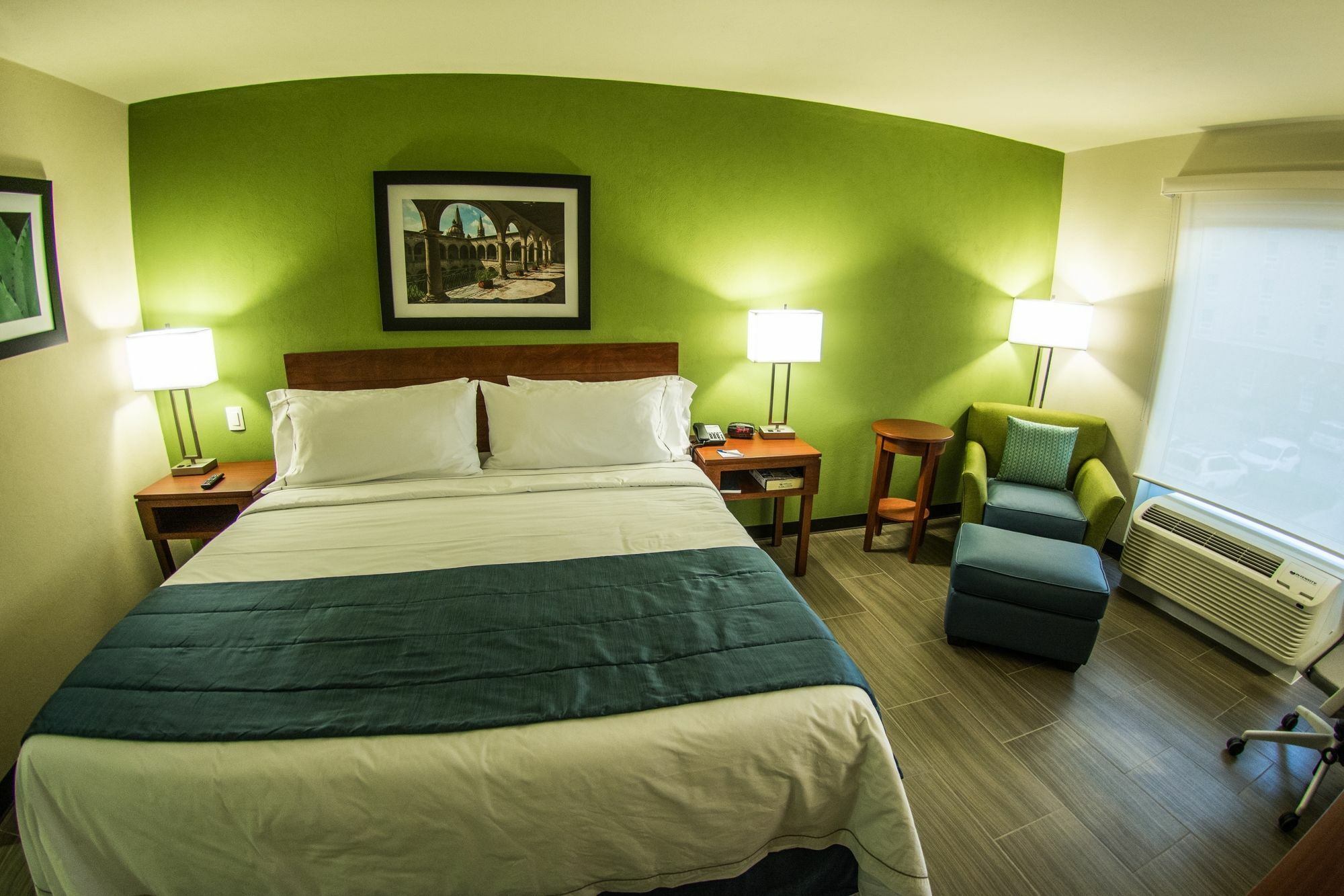 Holiday Inn Express Guadalajara Aeropuerto By Ihg Las Pintas Luaran gambar